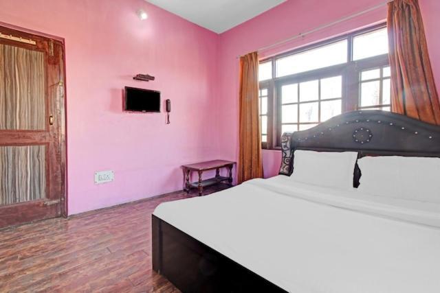 Hotel Grand City Heart Srīnagar Kültér fotó